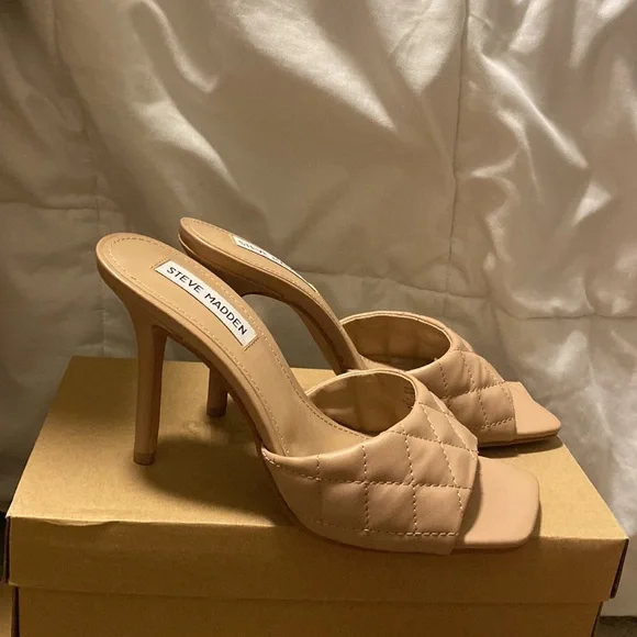 *NEW* Steve Madden Signify - Picture 6 of 7